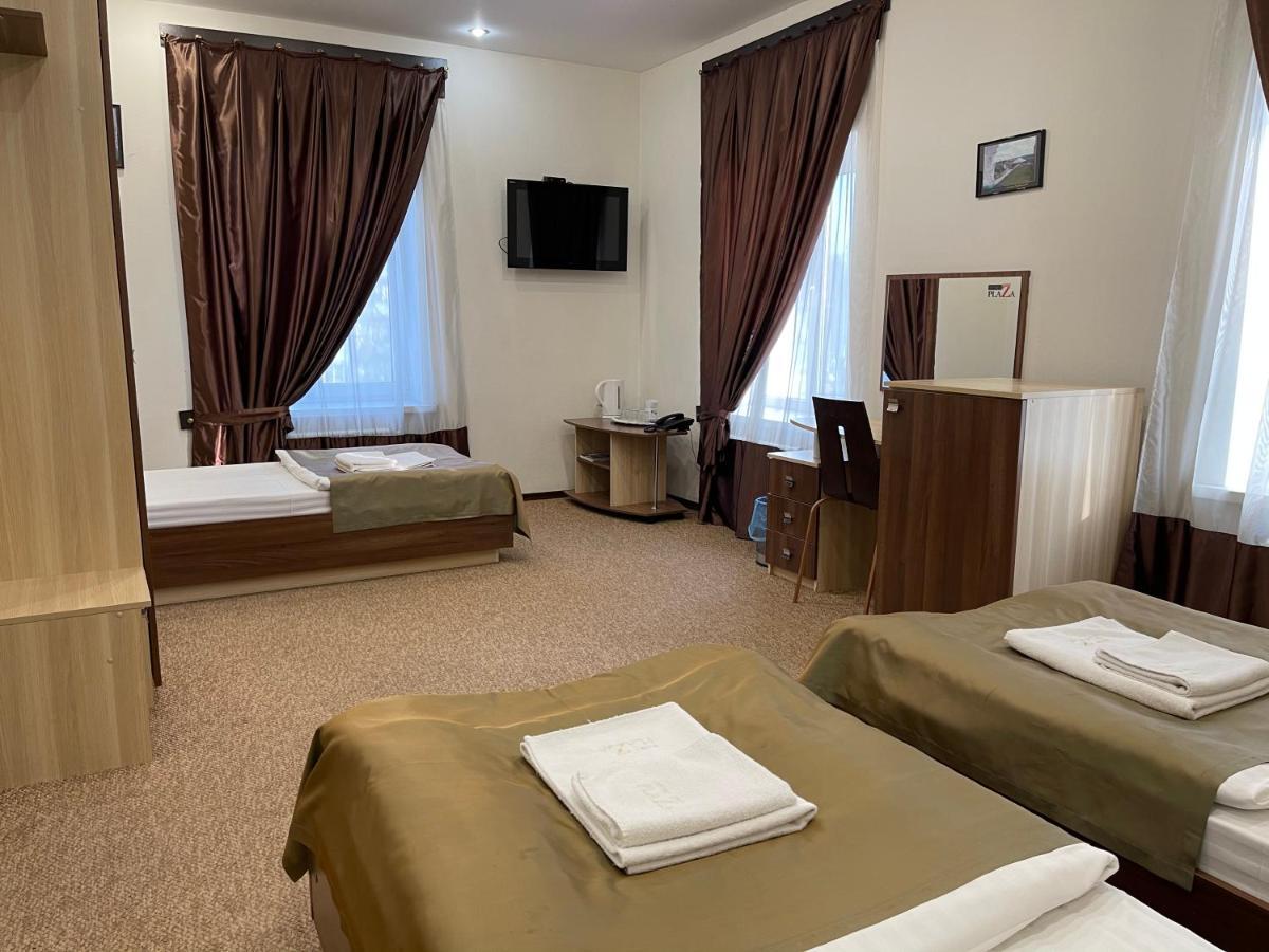 Nyvky Plaza Hotel Kiev Exterior foto